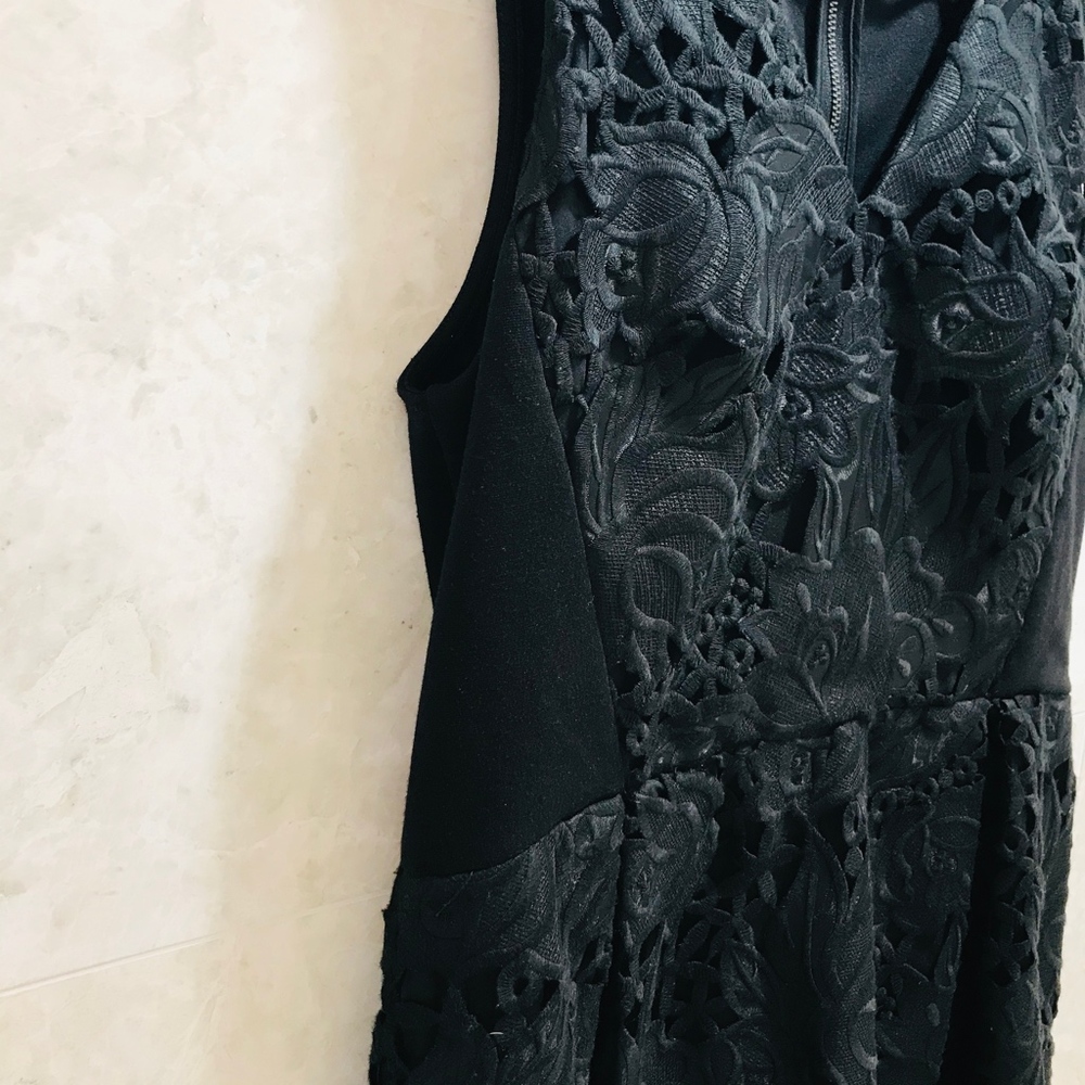 CLUB MONACO {8} LBD Dress Black Lace - Picture 2 of 8